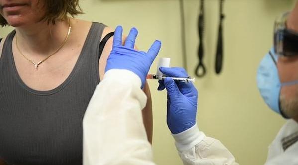 【钛媒体视频】临床实验开始！美国首位志愿者接种新冠病毒候选疫苗