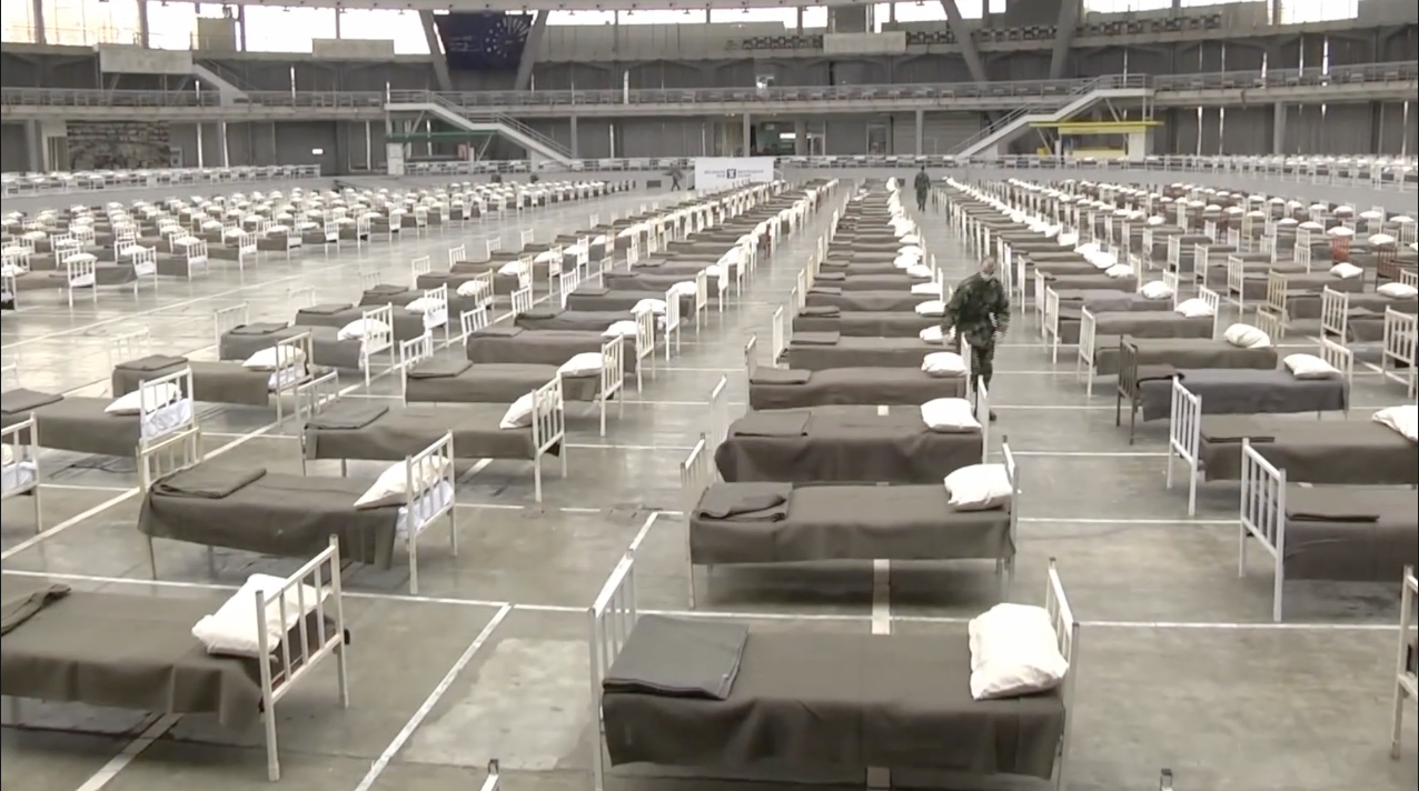 【钛媒体视频】塞尔维亚在中国专家建议下建方舱医院，设立约3000张床位