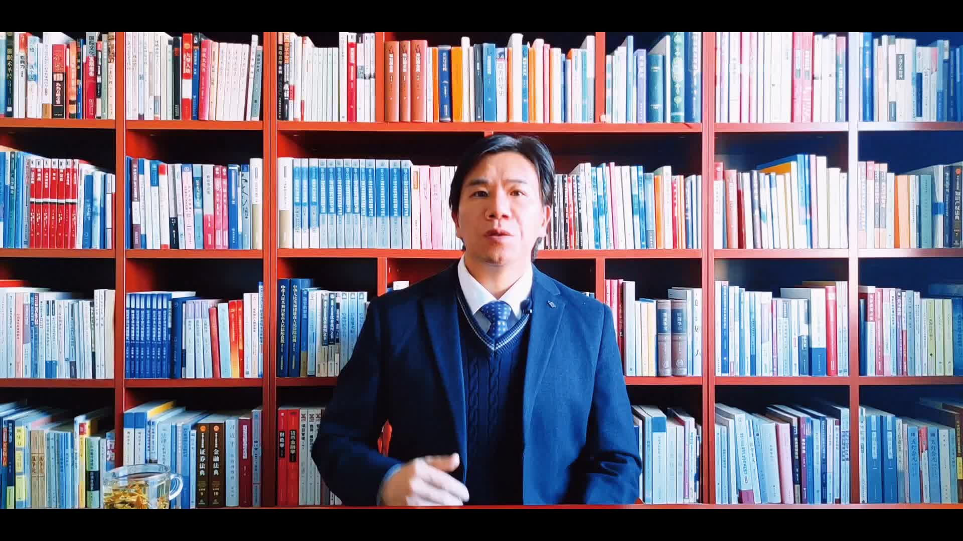 债权让与和向第三人履行的联系以及区别是什么？