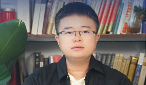 国潮的光环与商业的暗礁之间，中国运动品牌正经历一场艰难的进化