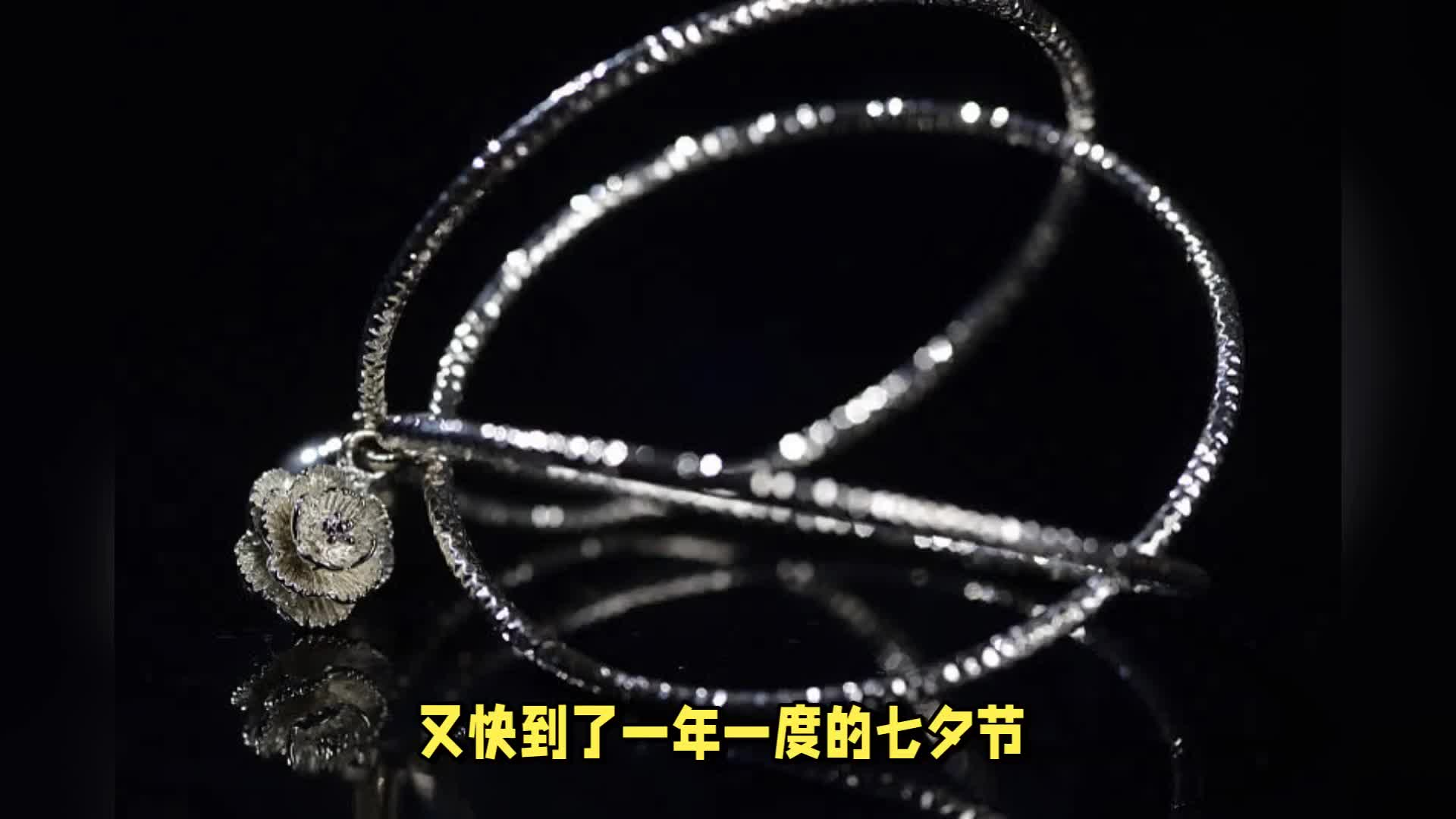 潘多拉關店要超百家？網(wǎng)紅輕奢品怎么不好賣了？