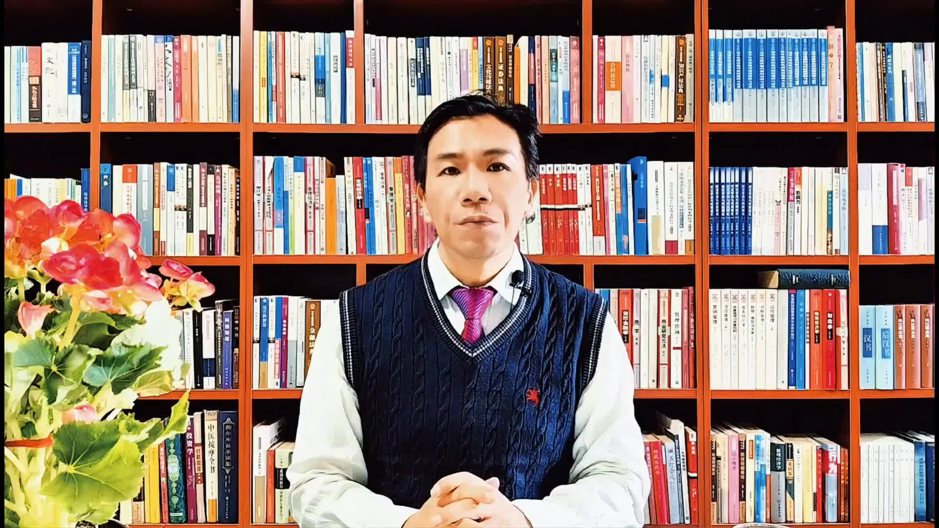 合同约定项目运营方应及时同步微短剧进度，投资方能否要求每周提交报告？