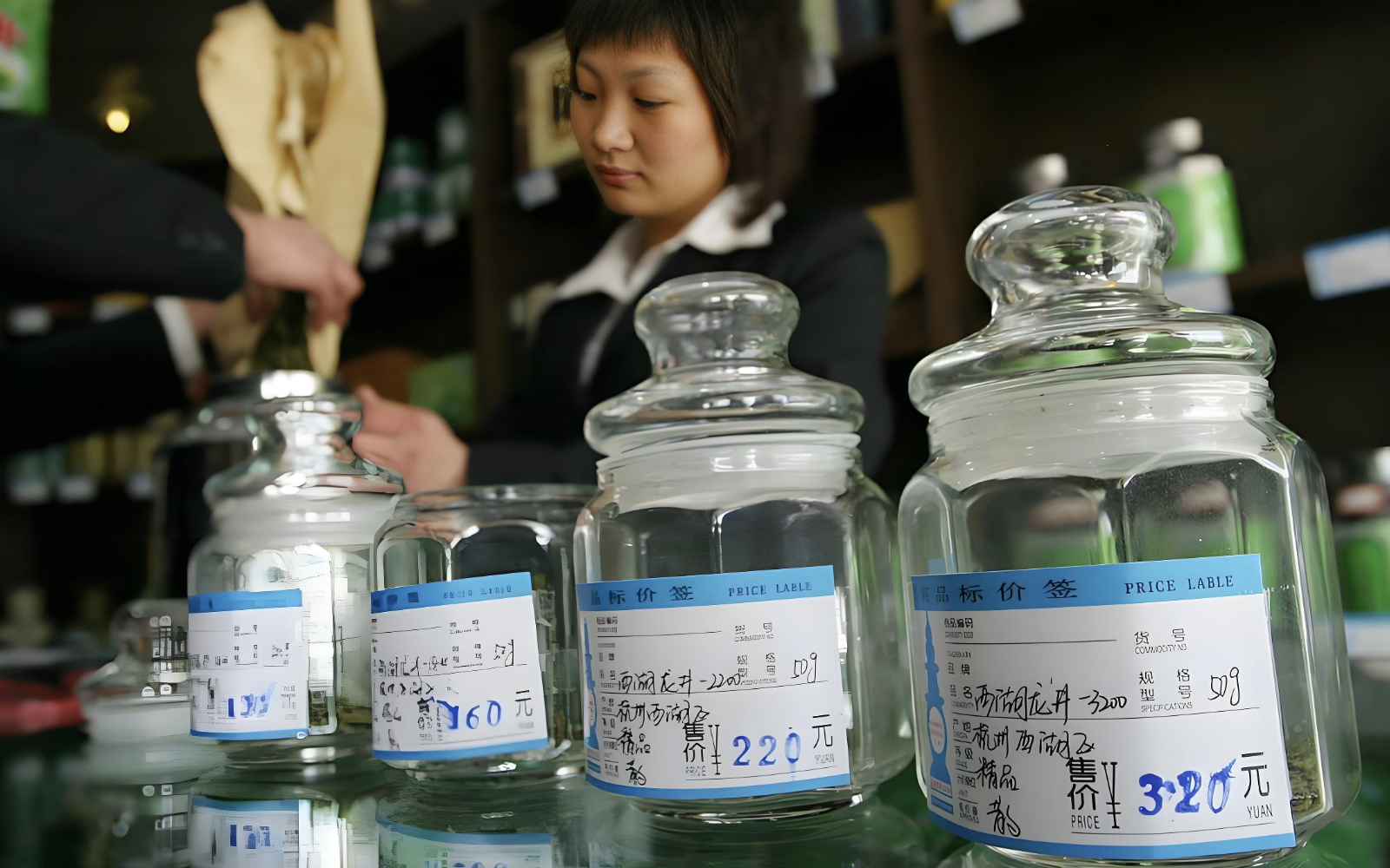 單月漲超 52%，年內(nèi)大漲 75%！溴素價(jià)格為何突然開啟狂飆模式？