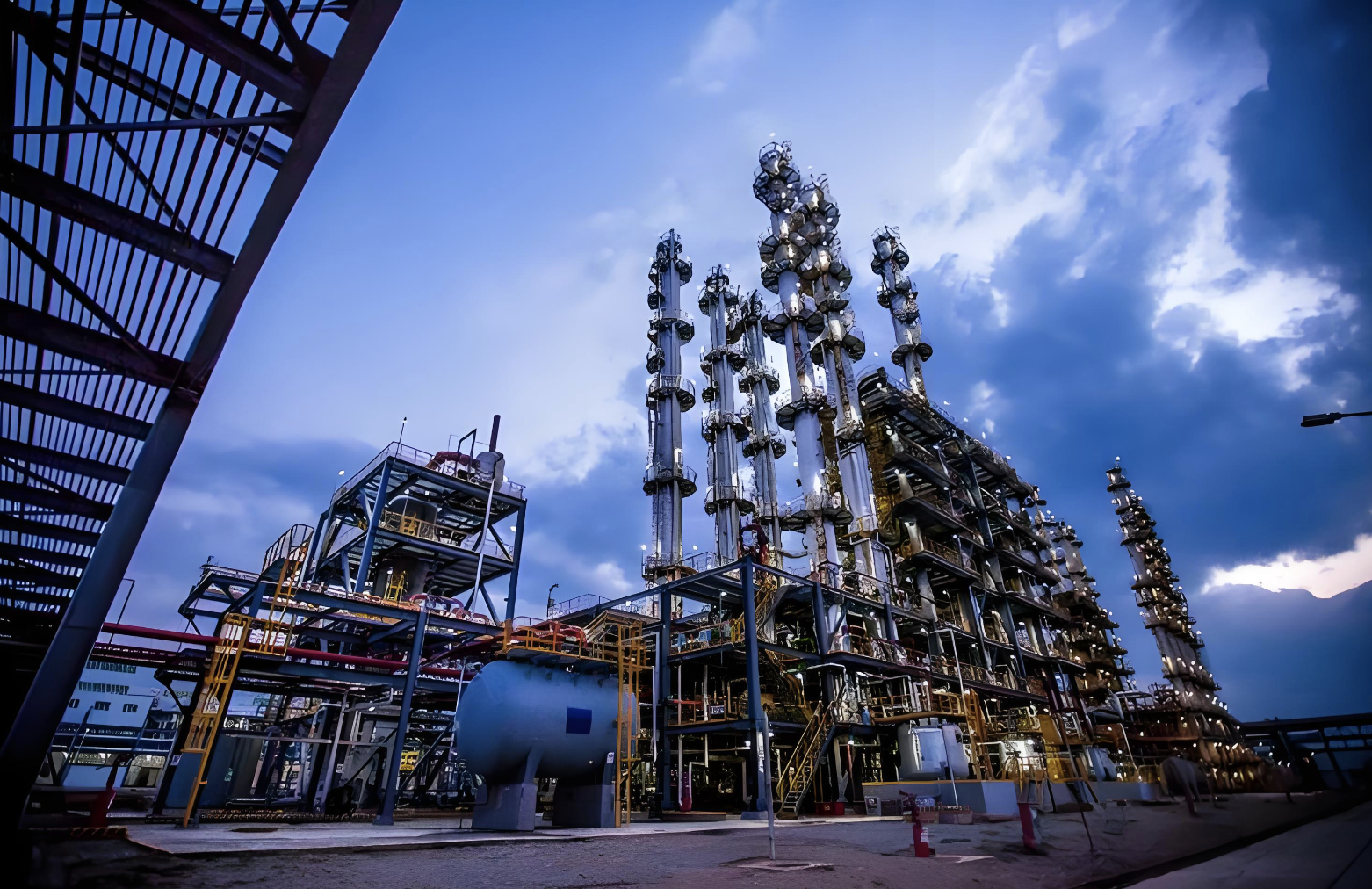 2000 億投資落地，國家隊(duì)如何引領(lǐng)清潔能源轉(zhuǎn)型？